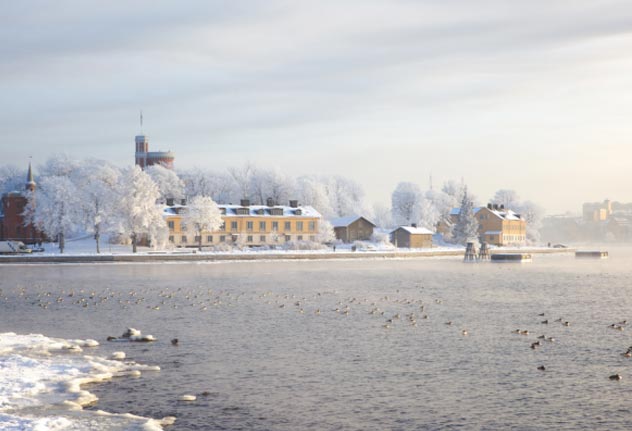 Jultur med båt till Fjäderholmarna