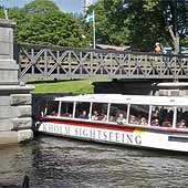Djurgården runt i båt