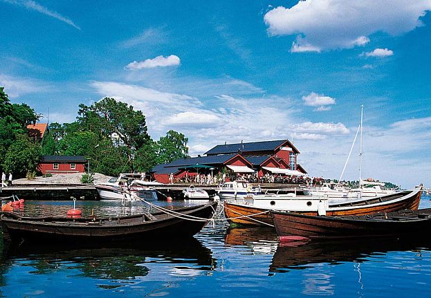 Boka en tur till Fjäderholmarna med Strömma