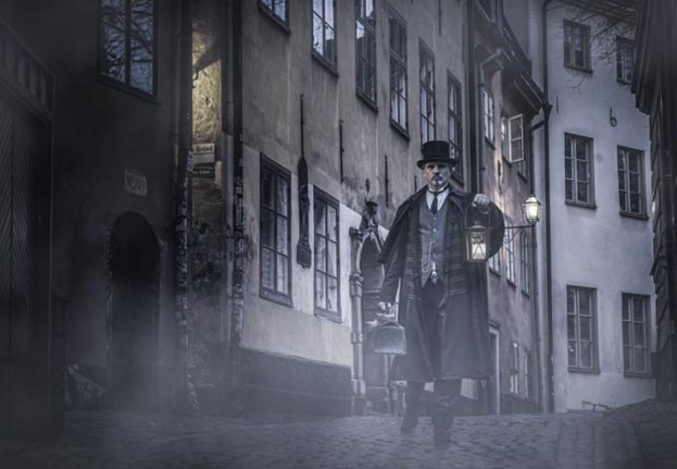 Book a Ghost Walk and Historical Tour in Stockholm 