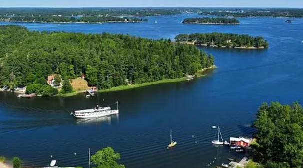 Njut av en tur till Vaxholms kastell utanför Stockholm