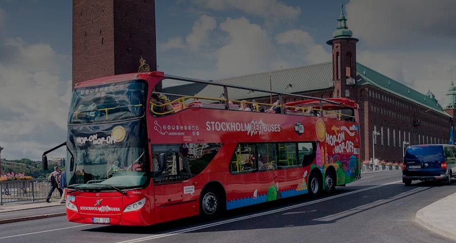 Hop on hop off buss i Stockholm