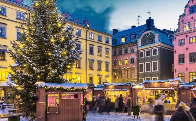 Köp biljett till Julstämningsrundvandring i Stockholm.