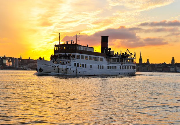 Book Dinner Cruise with S/S Stockholm