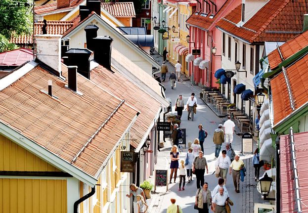 Book a boat tour to Sigtuna 