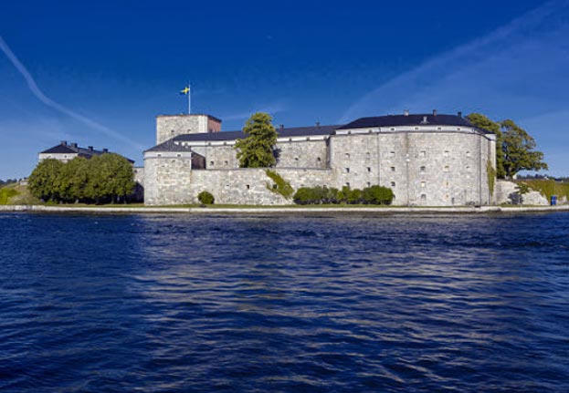 Båt till Vaxholms Kastell